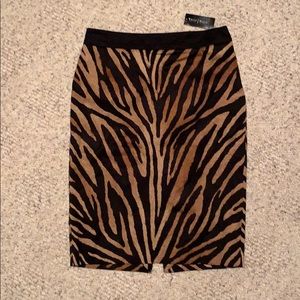 White House Black Market skirt